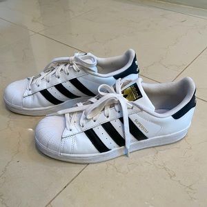 Adidas Superstar Sneakers